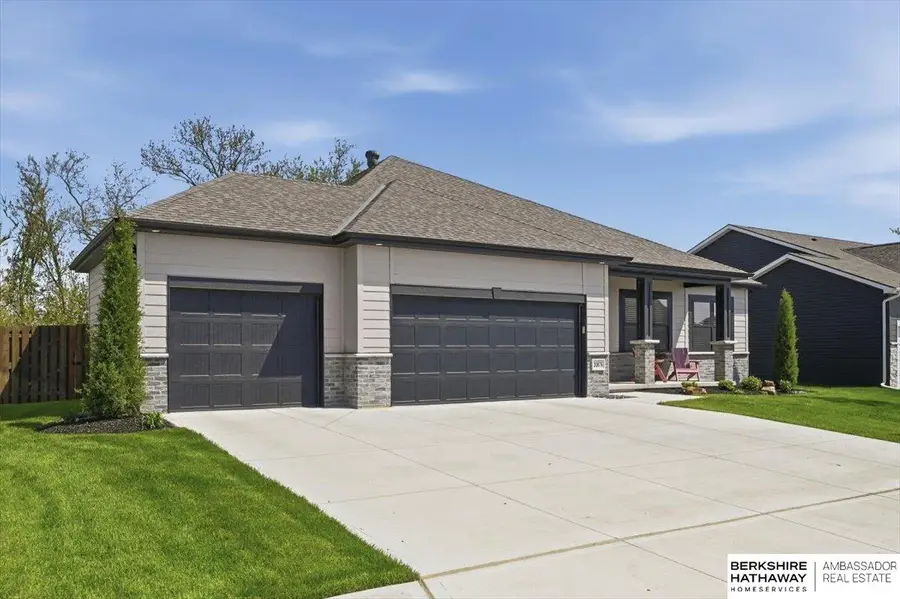 20878 Camelback Avenue, Gretna, NE 68028 - #3