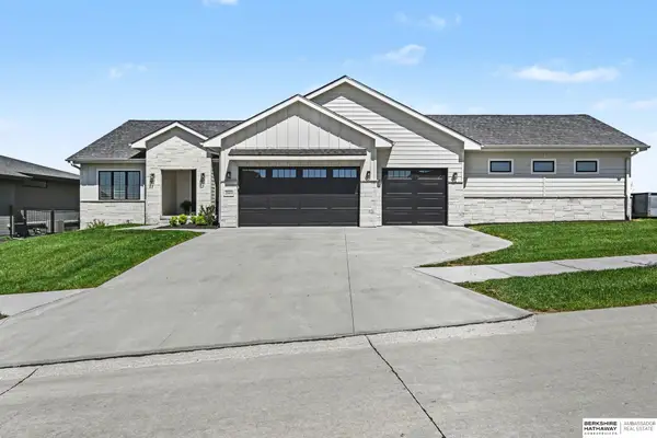 3949 S 207th Street, Elkhorn, NE 68022