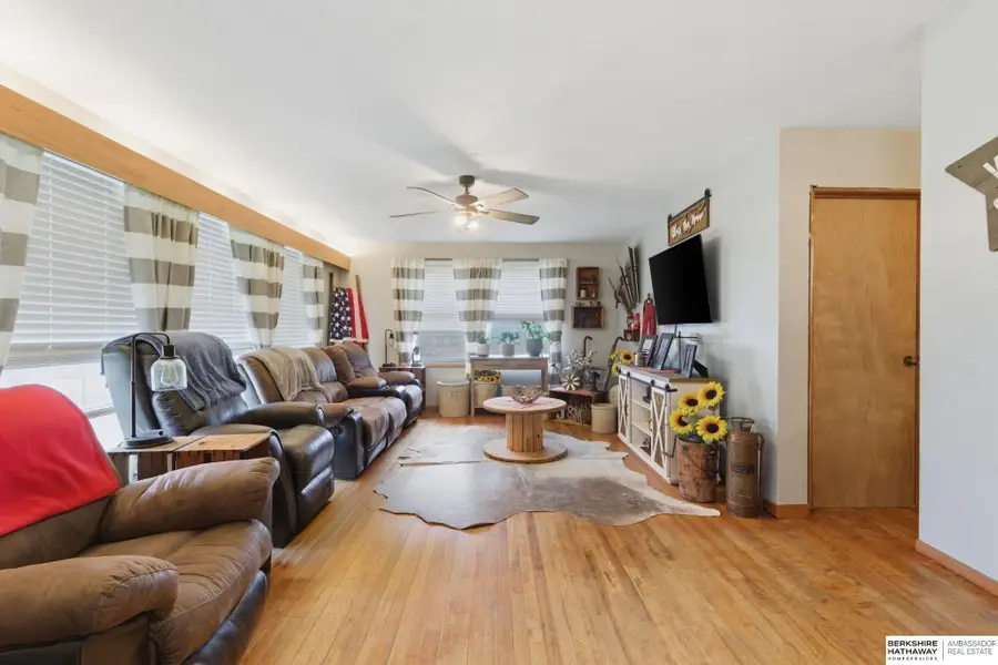 853 F Road, Palmyra, NE 68418 - #3