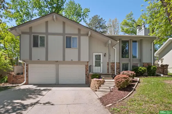 5018 S 149th Street, Omaha, NE 68137