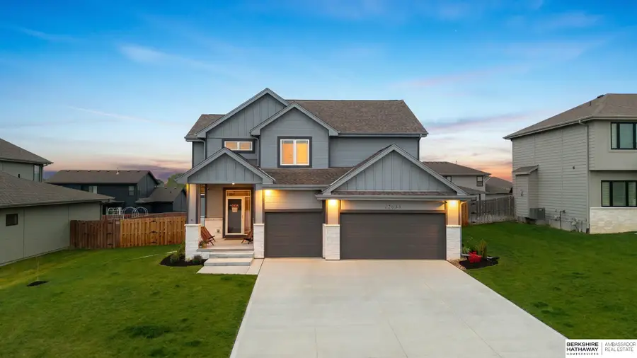 12638 Carpenter Street, Papillion, NE 68138 - #2