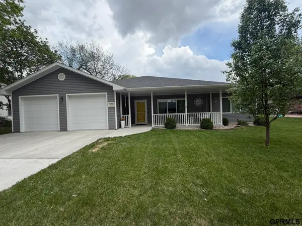 922 Juniper Avenue, Crete, NE 68333