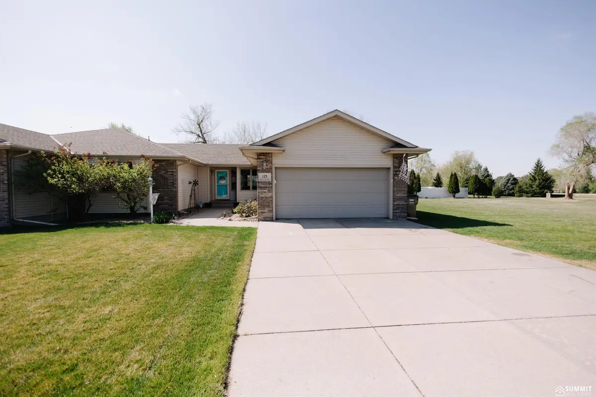 123 Meadowlark Circle, Doniphan, NE 68832 - #1