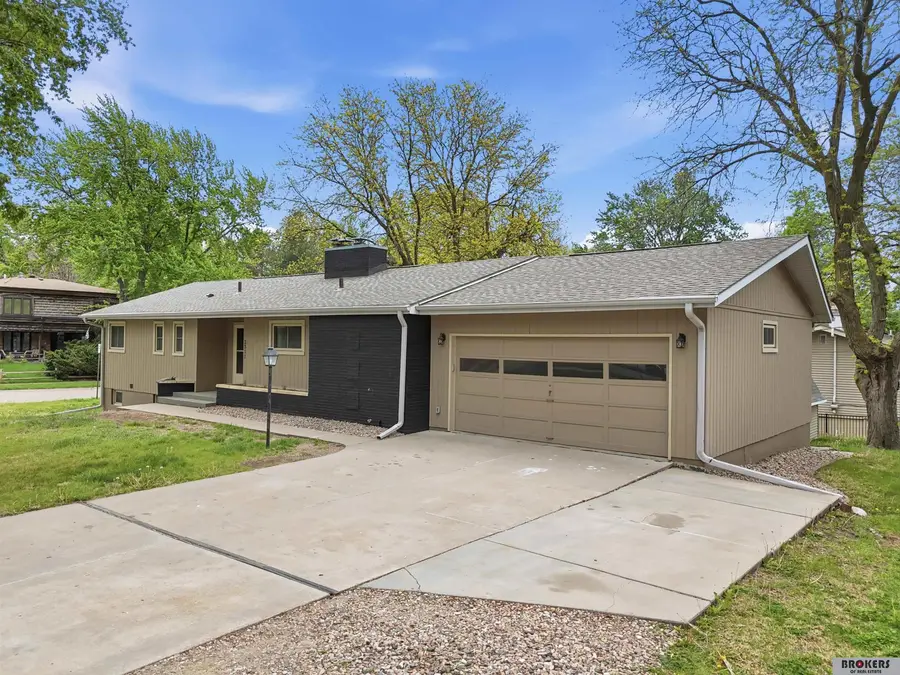 3311 Calvert Street, Lincoln, NE 68506 - #3