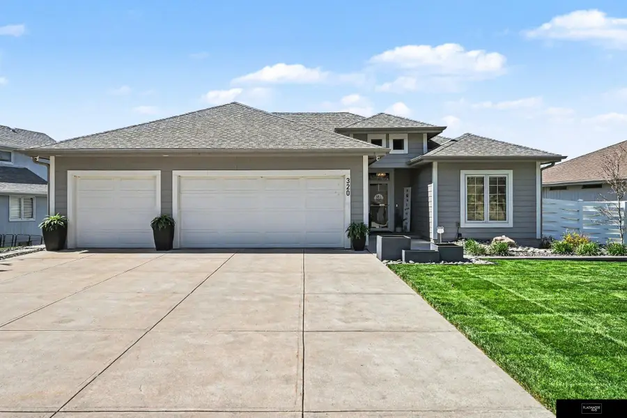 320 Riverside Drive, Waterloo, NE 68069 - #2