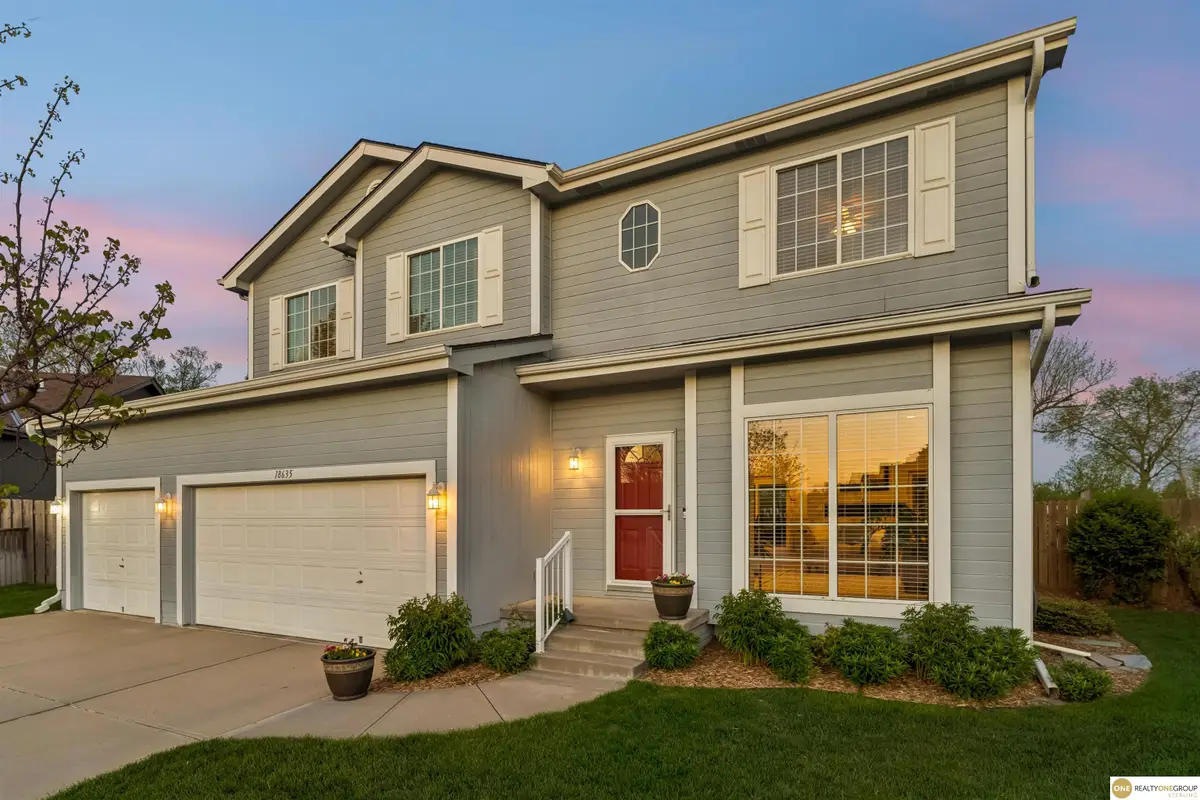 18635 Ohern Circle, Omaha, NE 68135 - #1