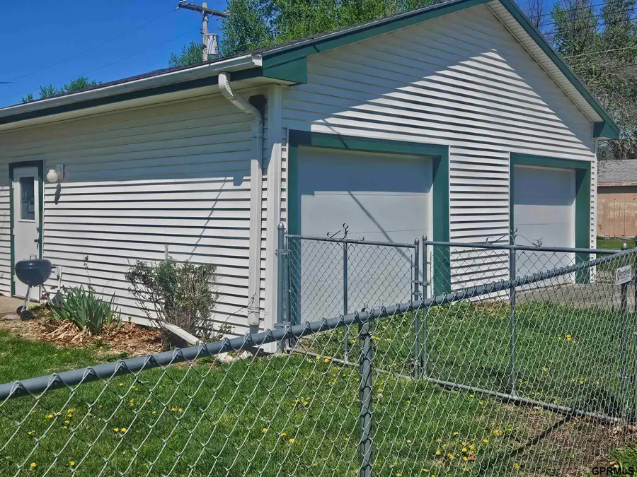 1104 N Street, Tekamah, NE 68061 - #3