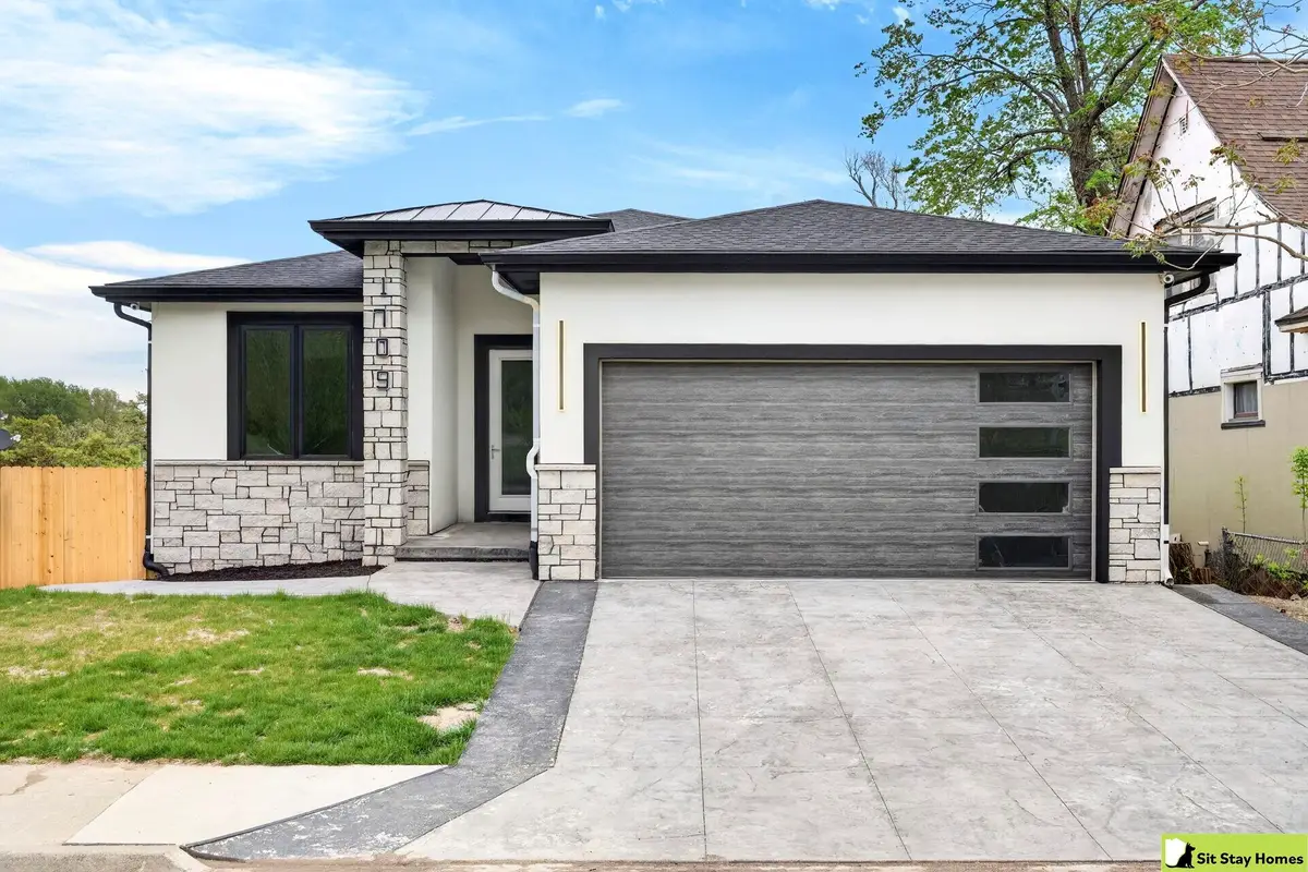 1709 S 28th Street, Omaha, NE 68105 - #1