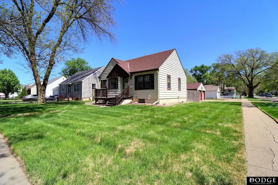 2106 N Union Street, Fremont, NE 68025 - #2