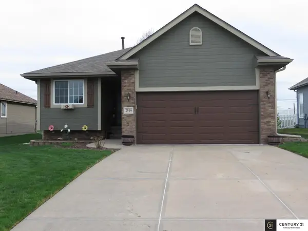 2509 Aberdeen Drive, Papillion, NE 68133