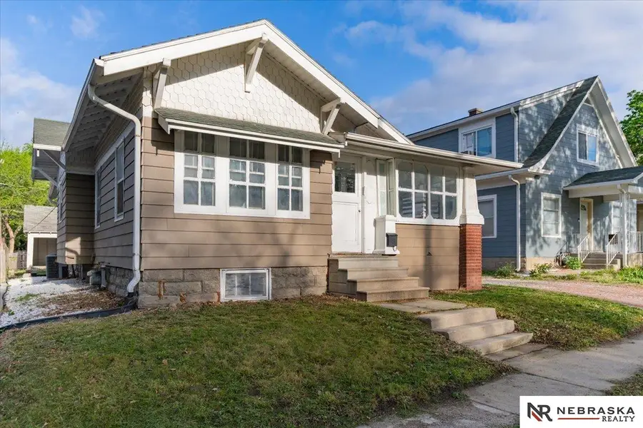 1315 S 33rd Street, Lincoln, NE 68510 - #2