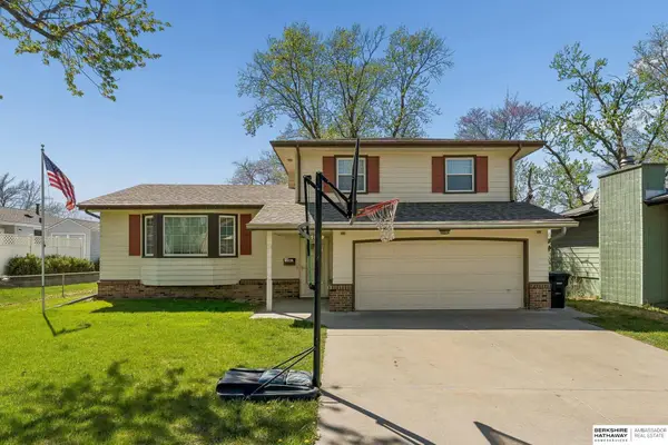 5118 S 94th Avenue, Omaha, NE 68127