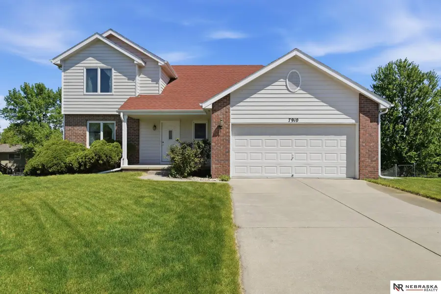 7910 Forbes Court, Lincoln, NE 68516 - #2