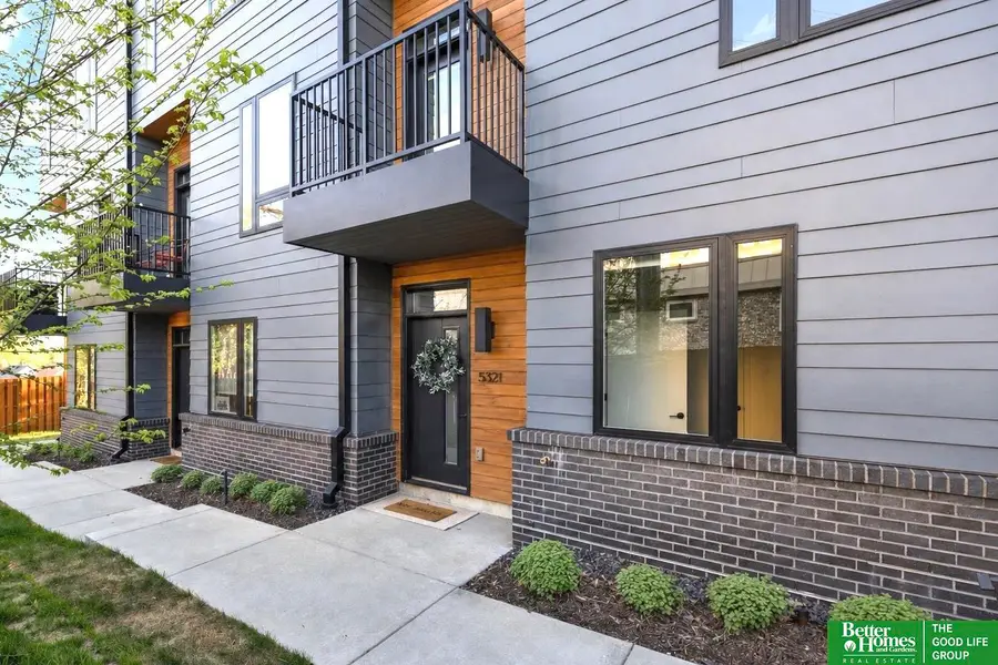 5321 Elmwood Plaza, Omaha, NE 68106 - #2
