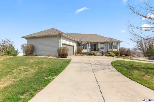 17402 Poppleton Avenue, Omaha, NE 68130