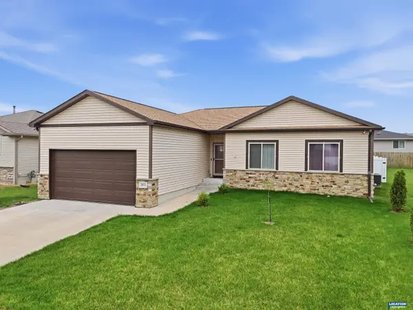 2855 W Rose Street, Lincoln, NE 68522