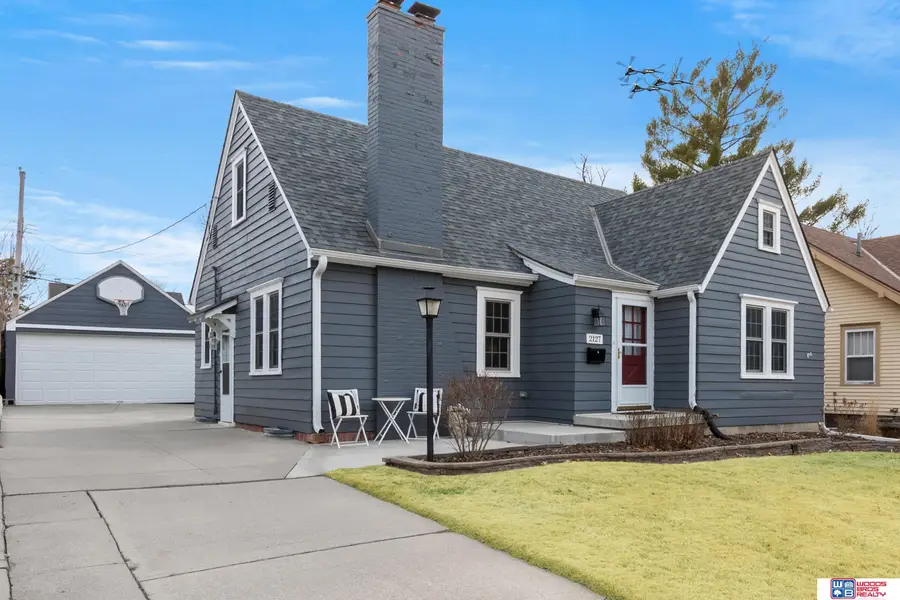 2127 Lake Street, Lincoln, NE 68502 - #3
