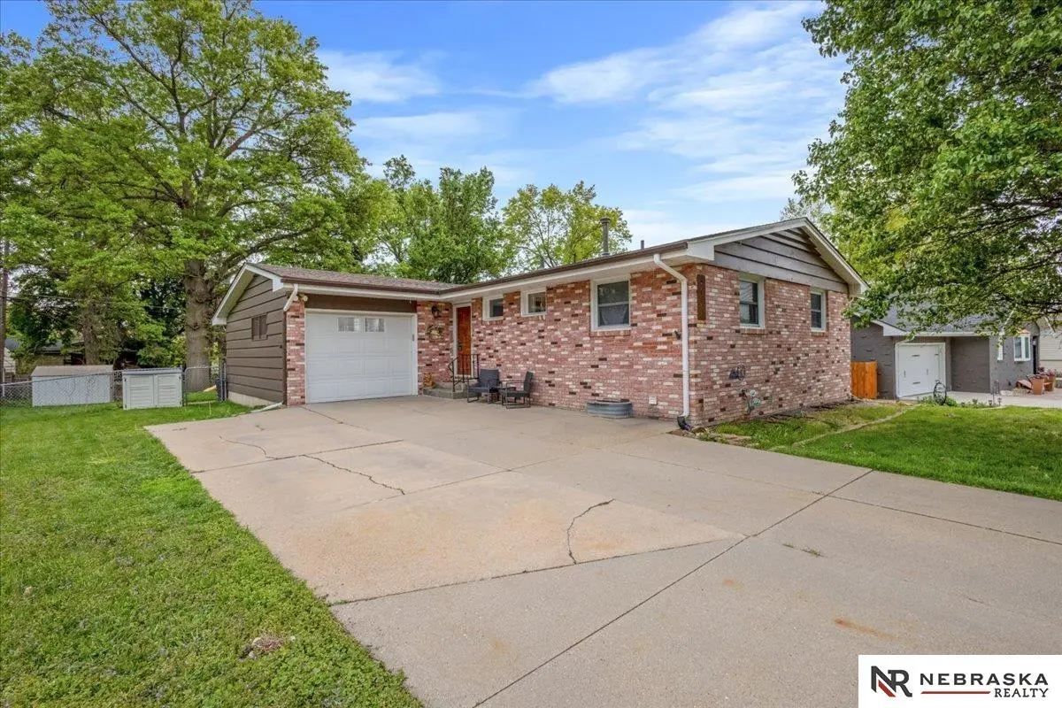 4710 S 44th Street, Lincoln, NE 68516 - #1