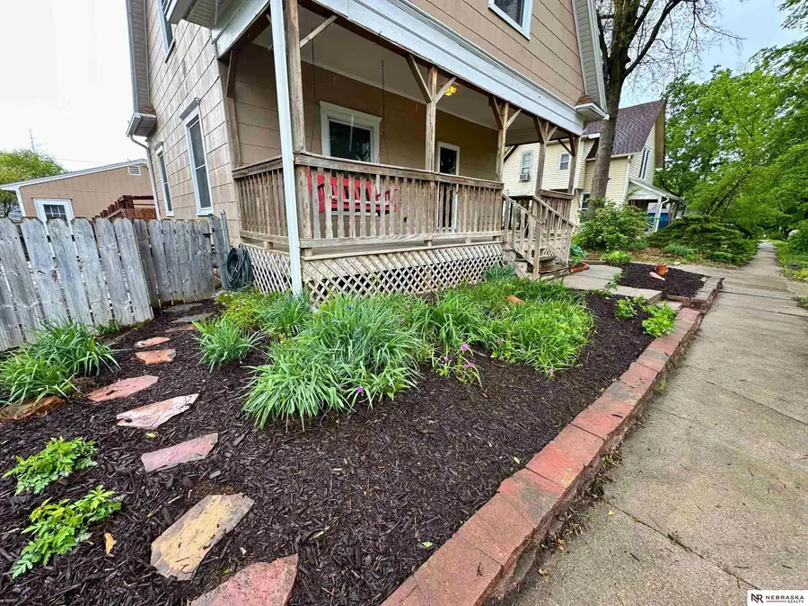 225 N 32nd Street, Lincoln, NE 68503 - #3