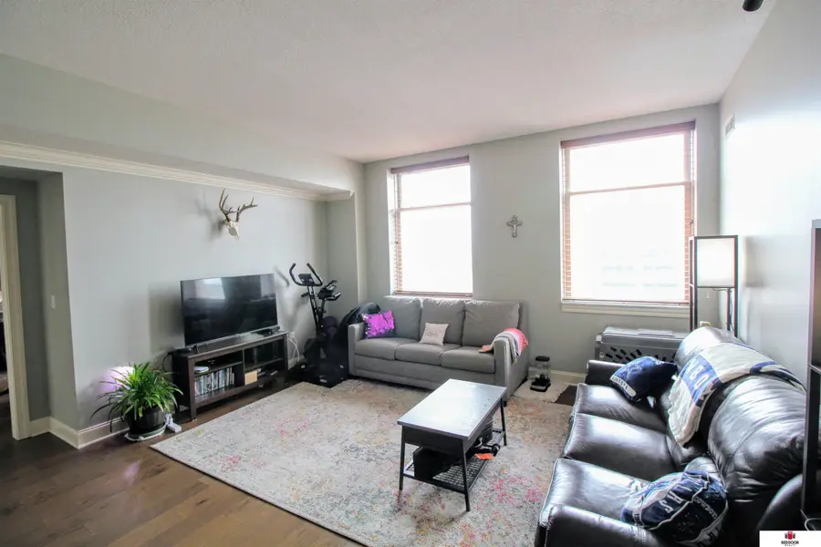 128 N 13th Street #809, Lincoln, NE 68508 - #3