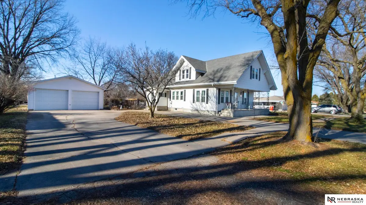 513 Broad Street, Jansen, NE 68377 - #1