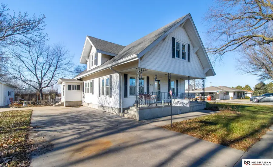 513 Broad Street, Jansen, NE 68377 - #3