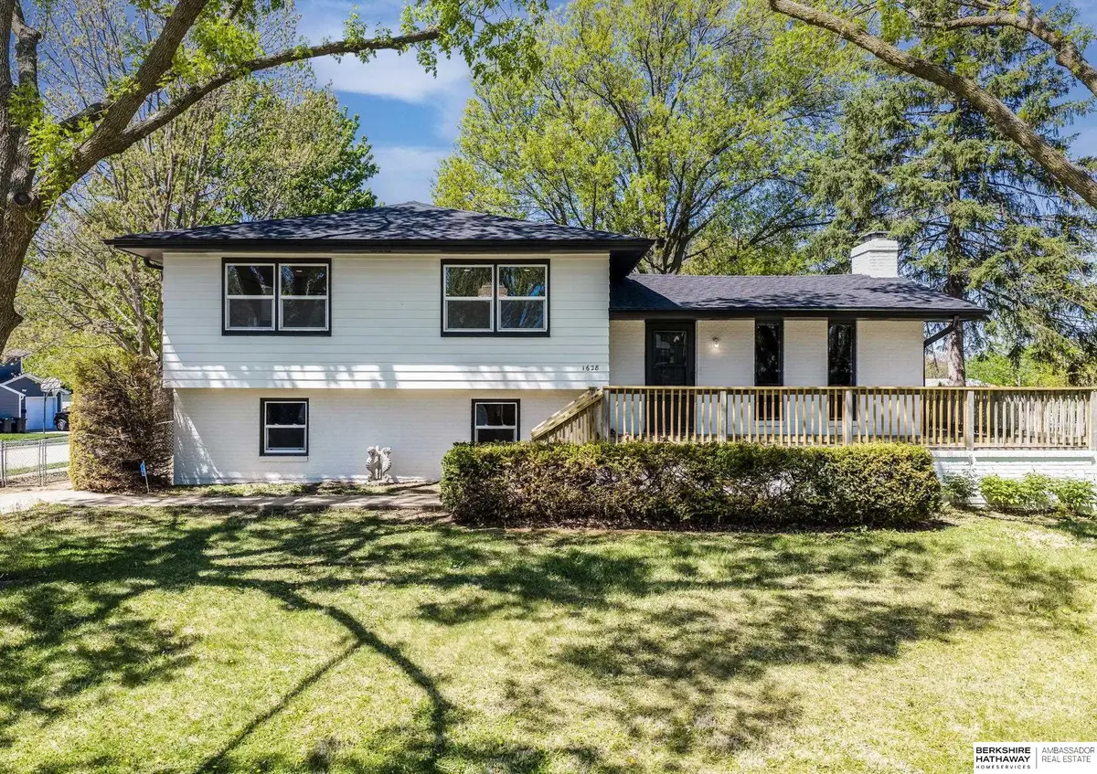 1628 S 138th Street, Omaha, NE 68144 - #1