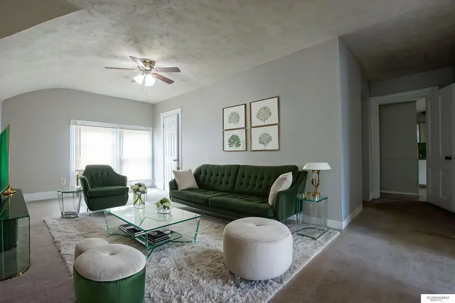 6704 Binney Street, Omaha, NE 68104 - #2