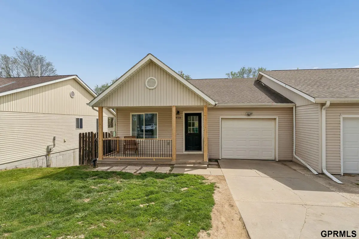 910 S 1st Street, Plattsmouth, NE 68048 - #1