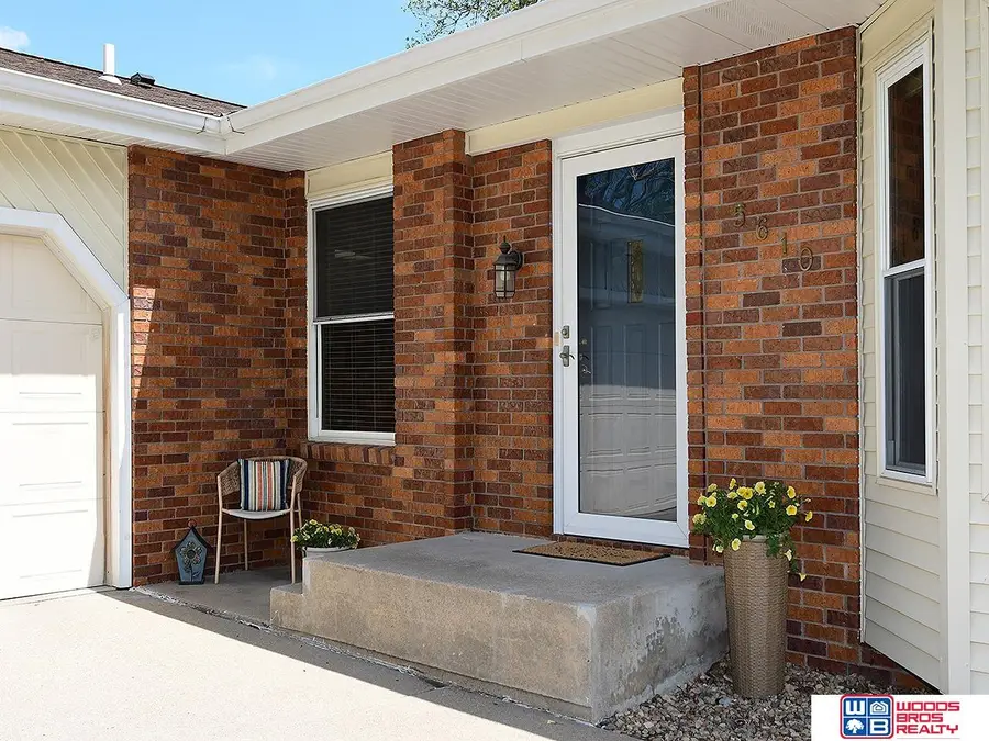 5610 S 68th Street Court, Lincoln, NE 68516 - #3