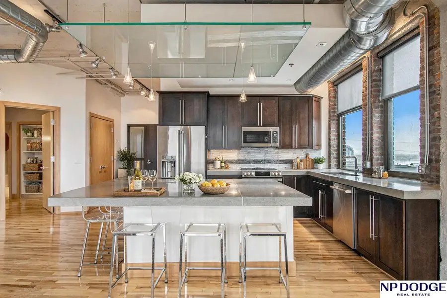 902 Dodge Street #501, Omaha, NE 68102 - #2