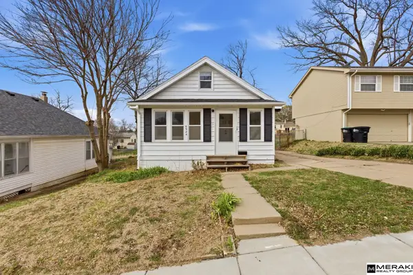 6924 Wirt Street, Omaha, NE 68104