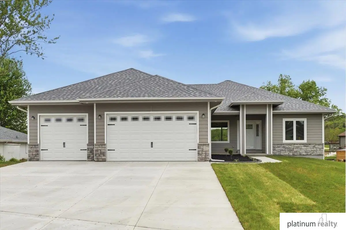 17214 Chalet Drive, Bellevue, NE 68123 - #1