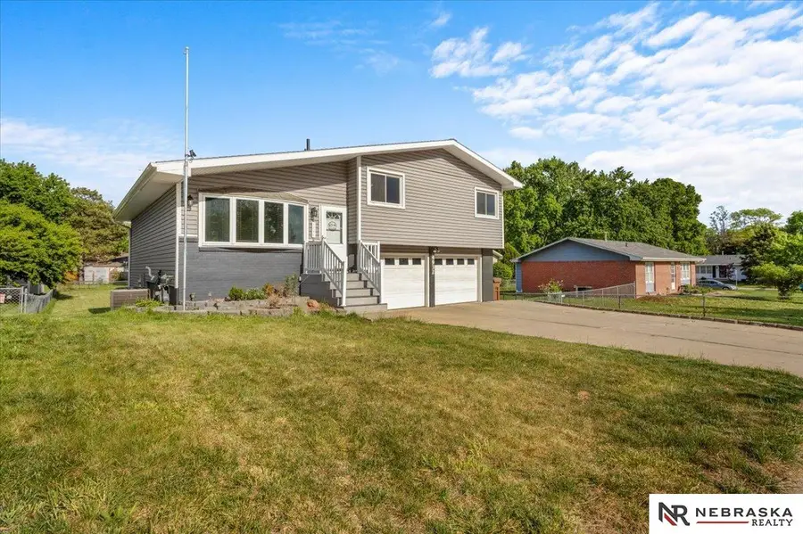 4932 S 56th Street, Lincoln, NE 68516 - #3