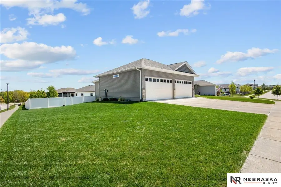 6104 S 97th Street, Lincoln, NE 68526 - #3