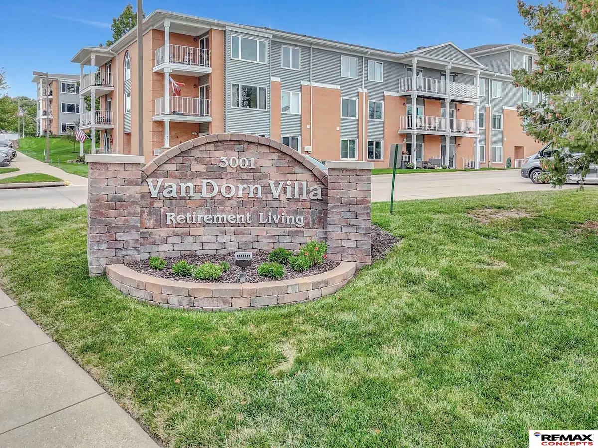 3001 S 51st Street Court #103, Lincoln, NE 68506 - #1
