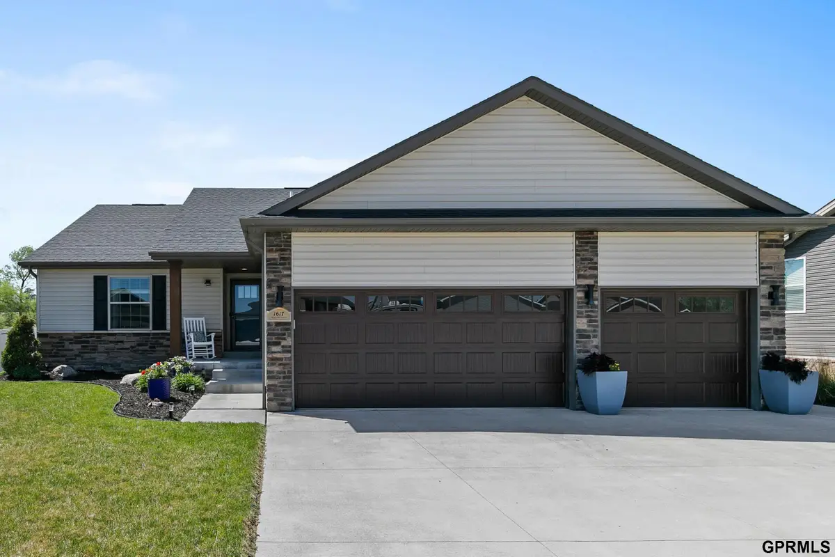 1617 NW 54th Court, Lincoln, NE 68528 - #1