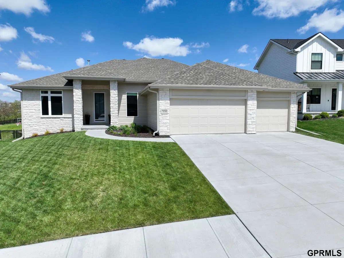7030 N 172 Street, Bennington, NE 68007 - #1
