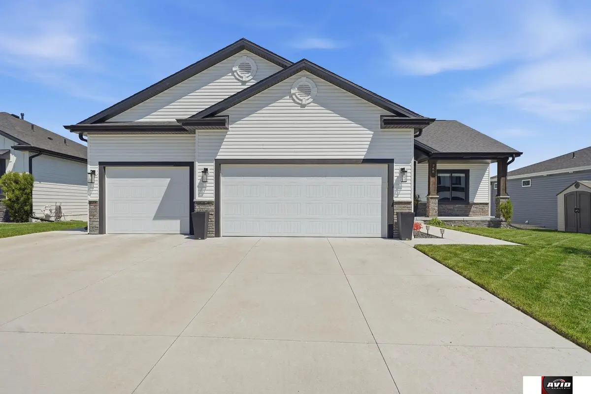 766 W Panorama Drive, Lincoln, NE 68523 - #1