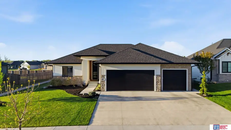 9005 Rock River Road, Lincoln, NE 68520 - #3