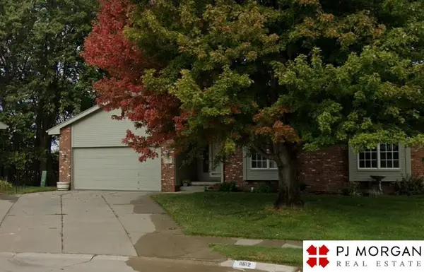 11612 Ridgeview Circle, Papillion, NE 68133