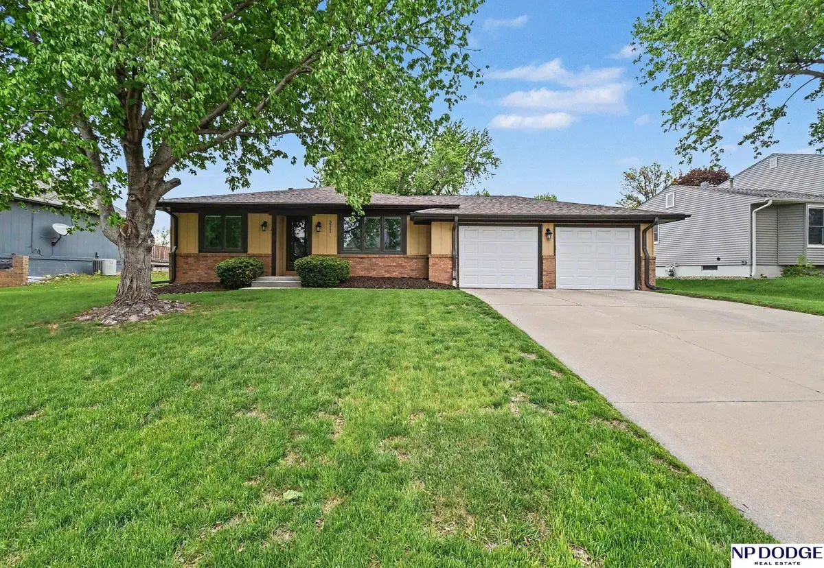 3211 S 131 Circle, Omaha, NE 68144 - #1