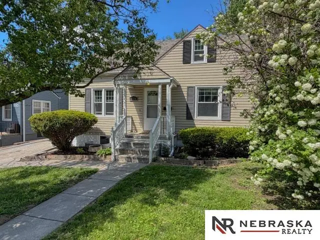 6036 Walnut Street, Omaha, NE 68106 - #2