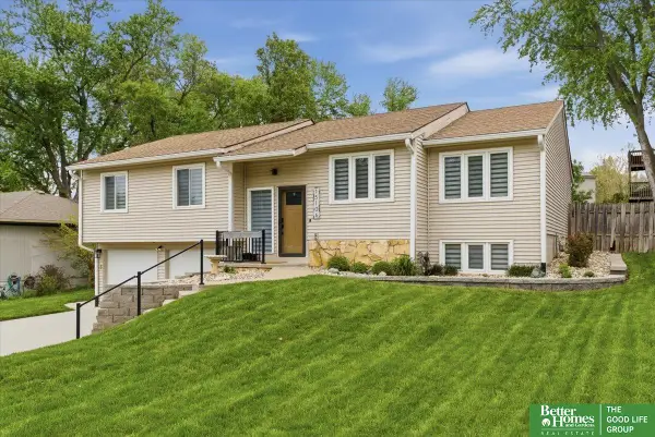 15106 Jackson Street, Omaha, NE 68154-9999