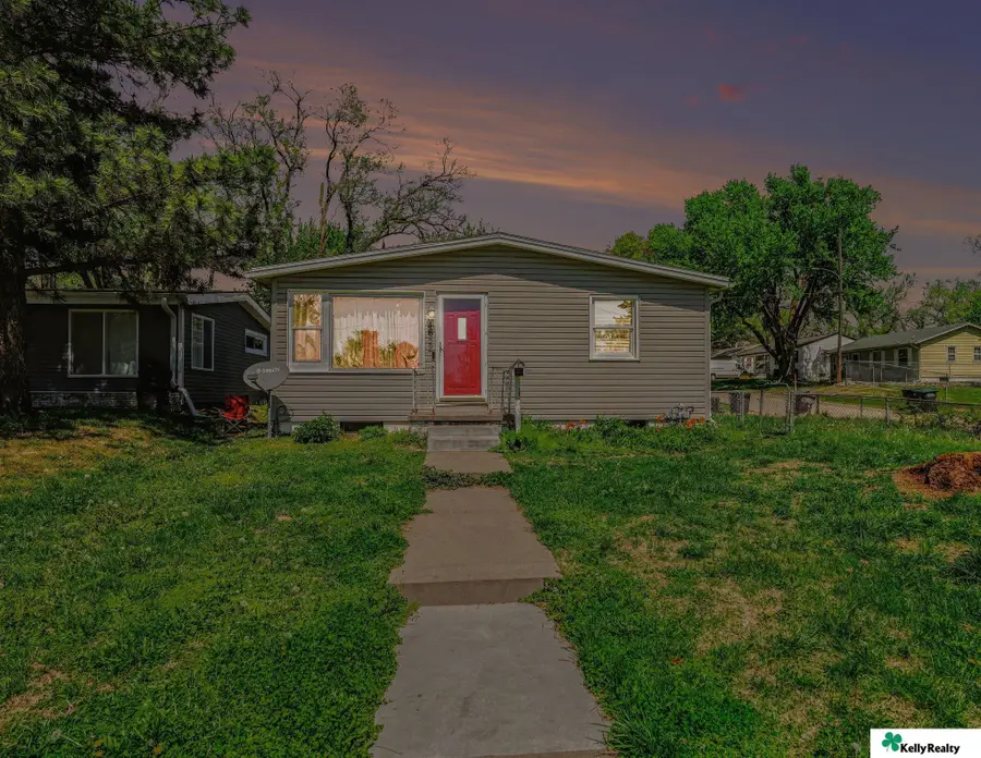 4652 Redick Avenue, Omaha, NE 68152 - #2