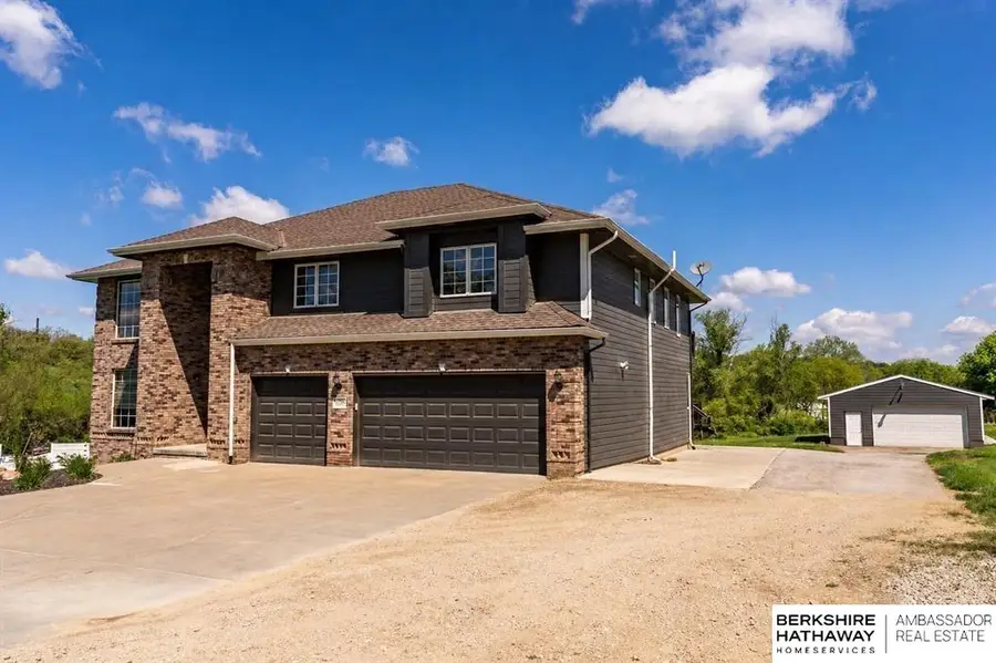 5002 Young Street, Omaha, NE 68152 - #3