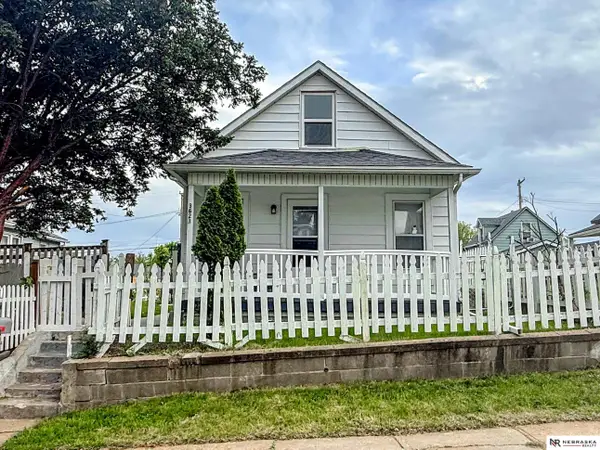 3621 V Street, Omaha, NE 68107