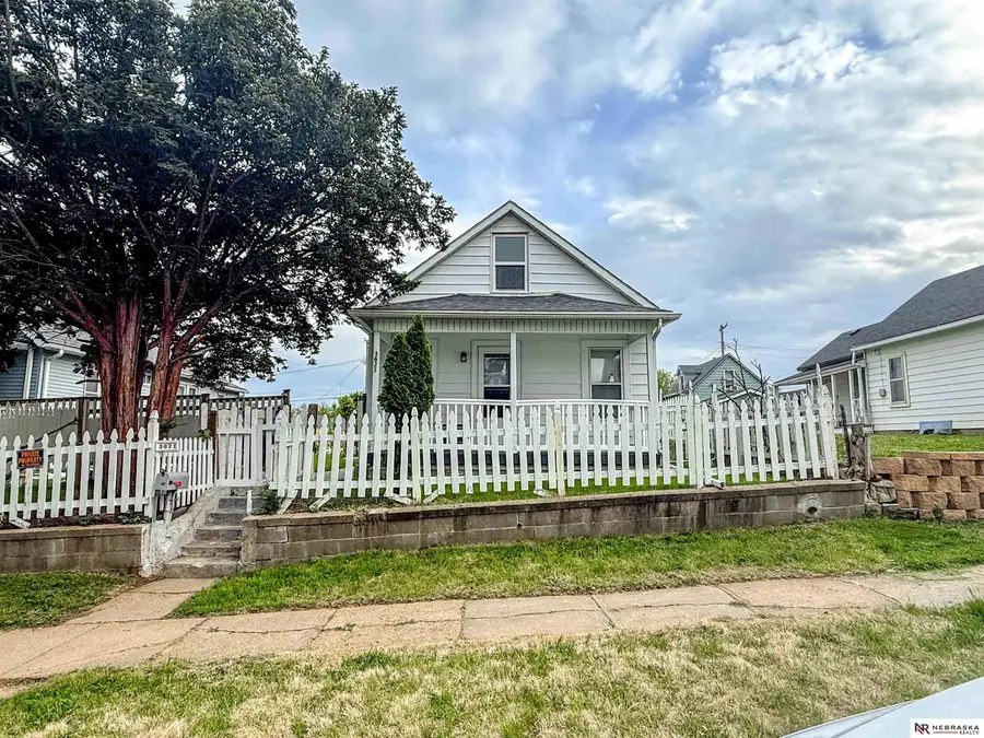 3621 V Street, Omaha, NE 68107 - #2