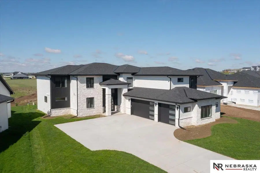 3659 Wilderness Hills Boulevard, Lincoln, NE 68516 - #2