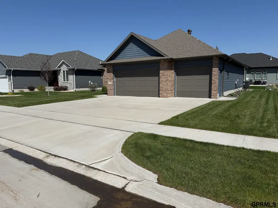 2836 Brooks Hollow Drive, Fremont, NE 68025 - #2